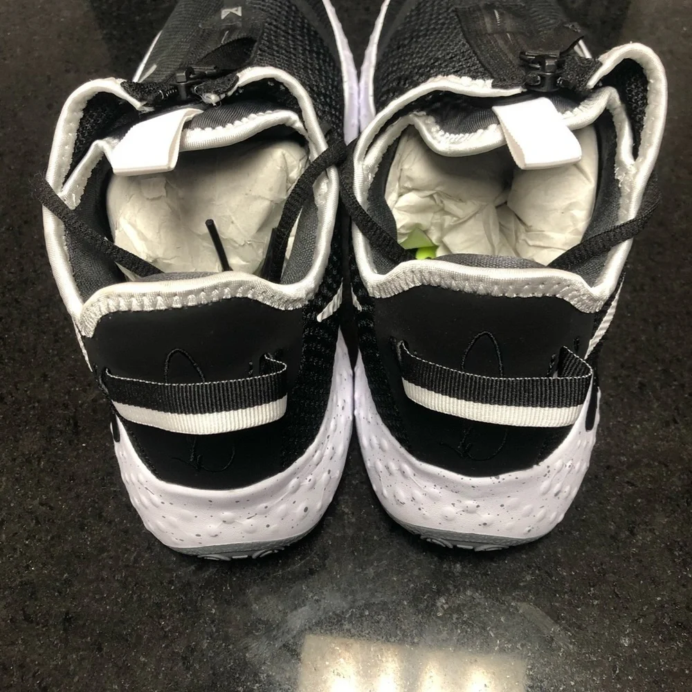 Sz 9.5 PG 4 TEAM 'BLACK PLATINUM'